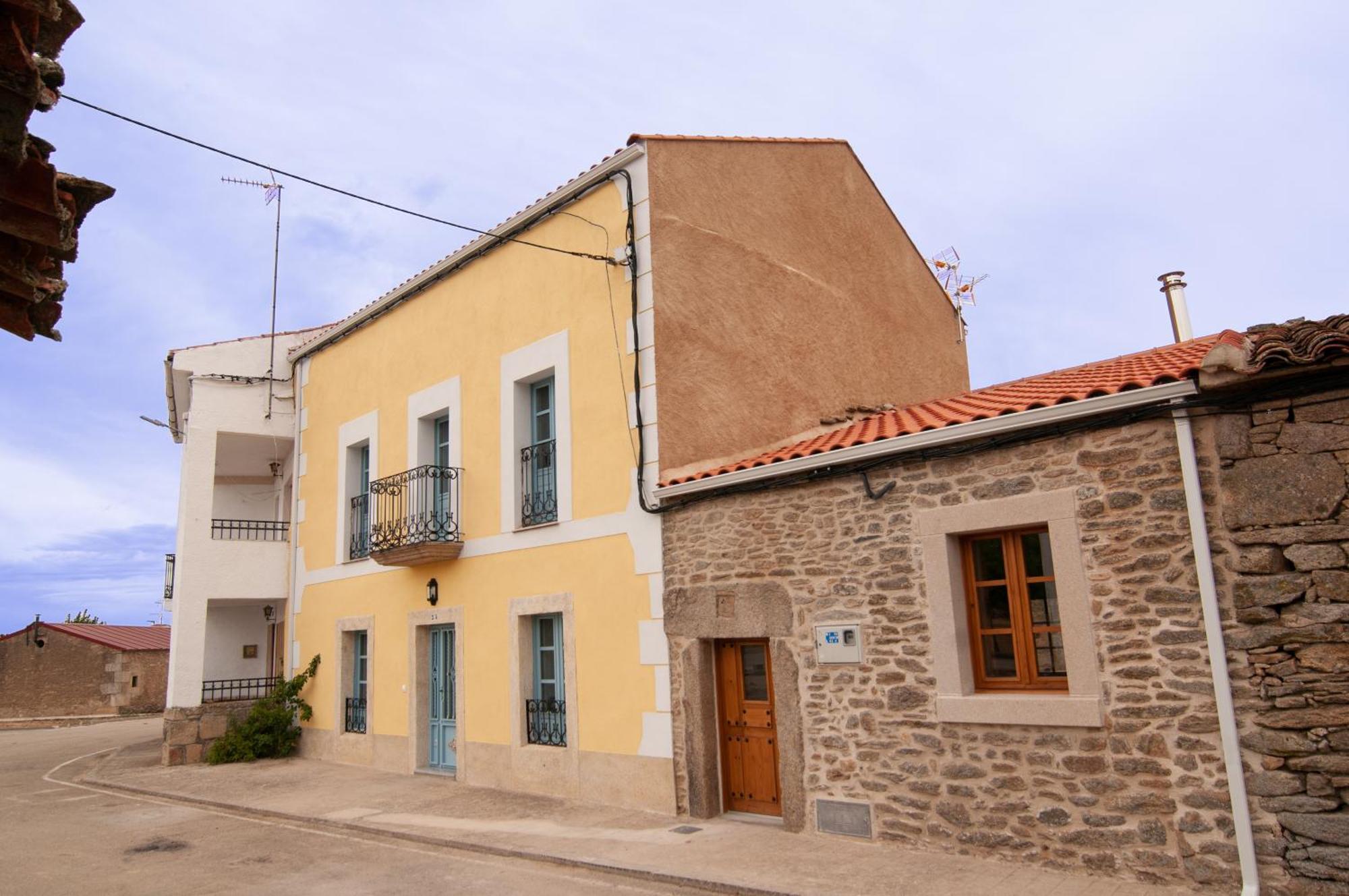 Casa Amarilla Arribes Villa Cerezal de Penahorcada Buitenkant foto